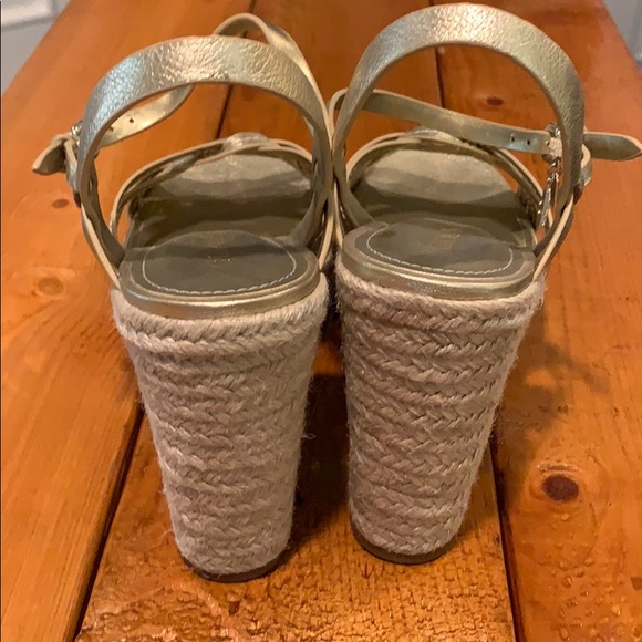Coach gold metallic wedge sandals 8.5 B - Picture 5 of 6